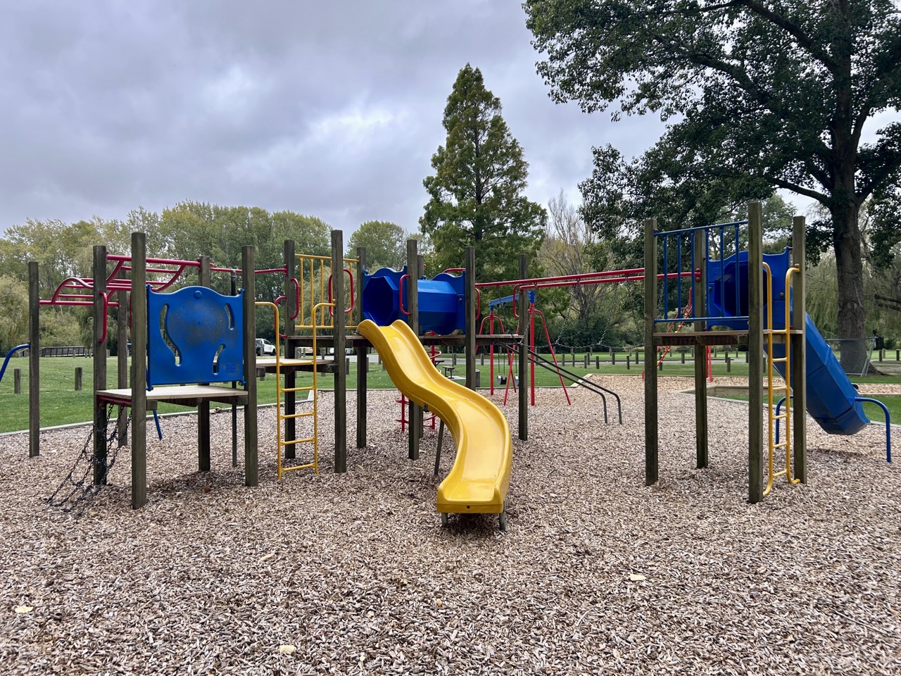 The Groynes Playground 2 — photo 1