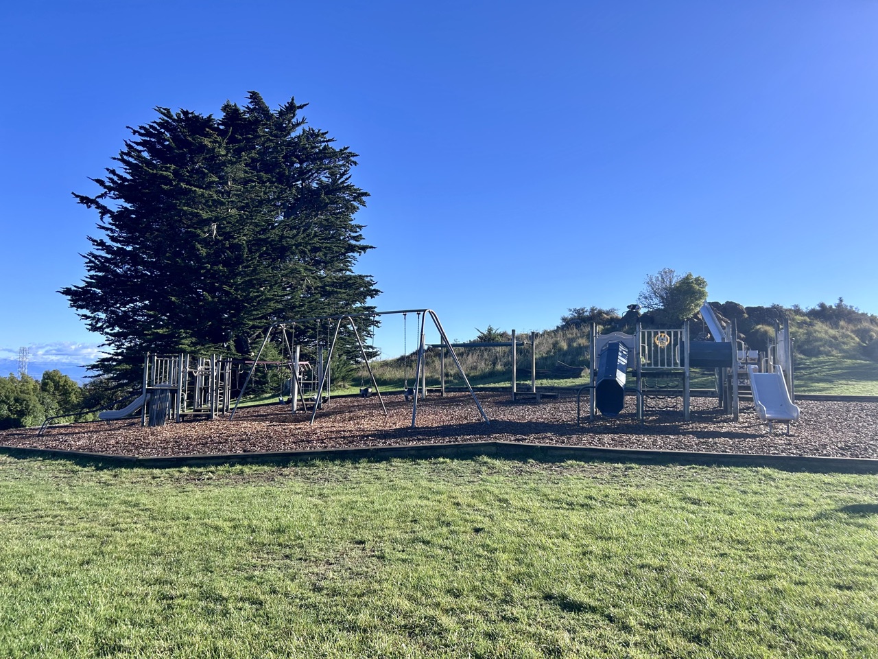 Victoria Park — photo 1