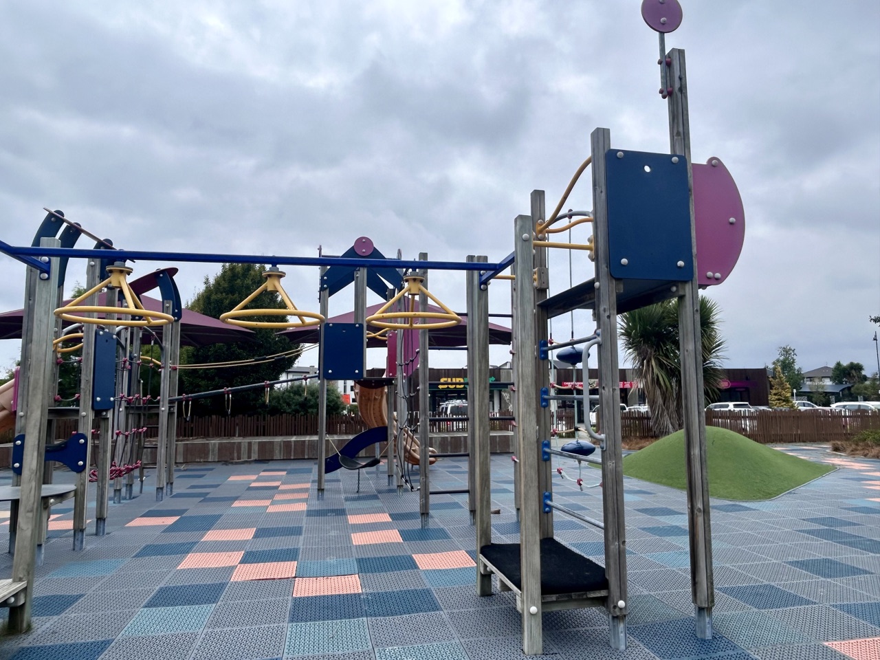 Greenaway Park (Longhurst) — photo 1