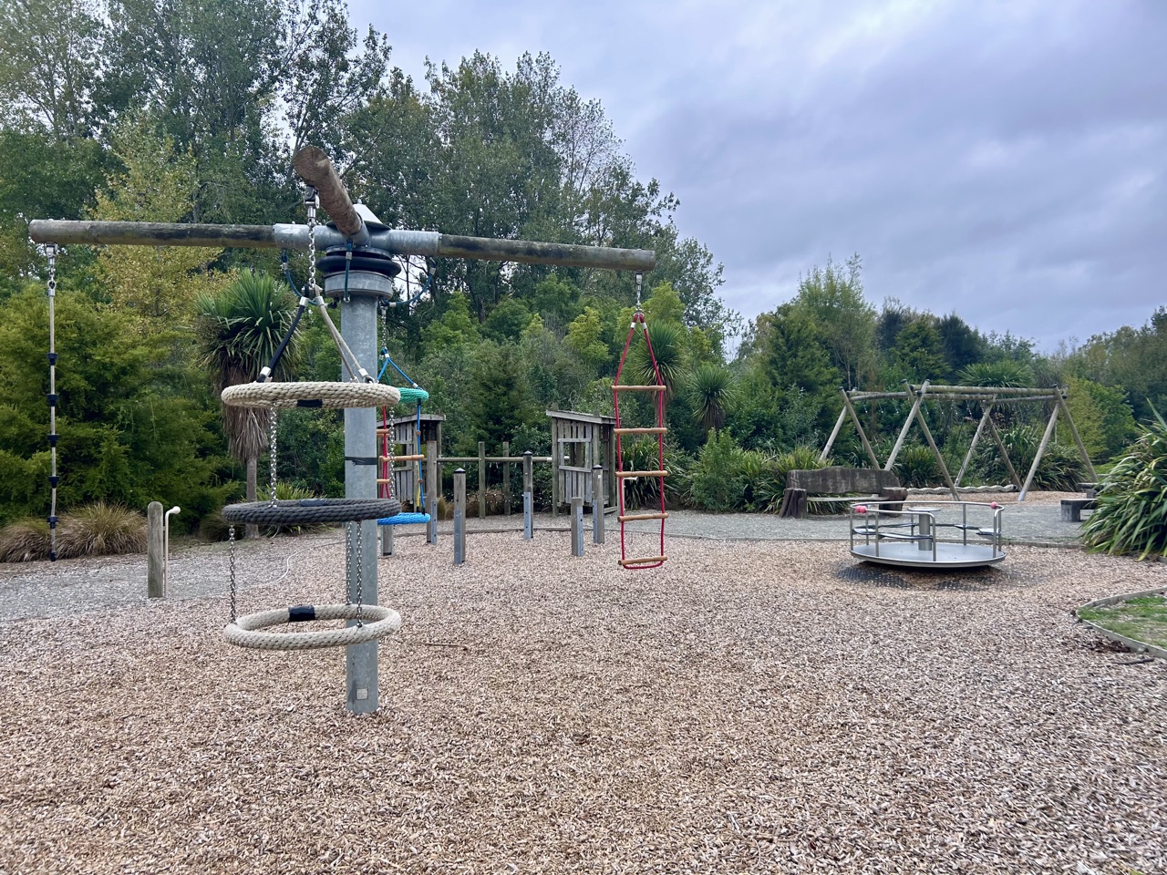 The Groynes (Wooden Playground) — photo 1
