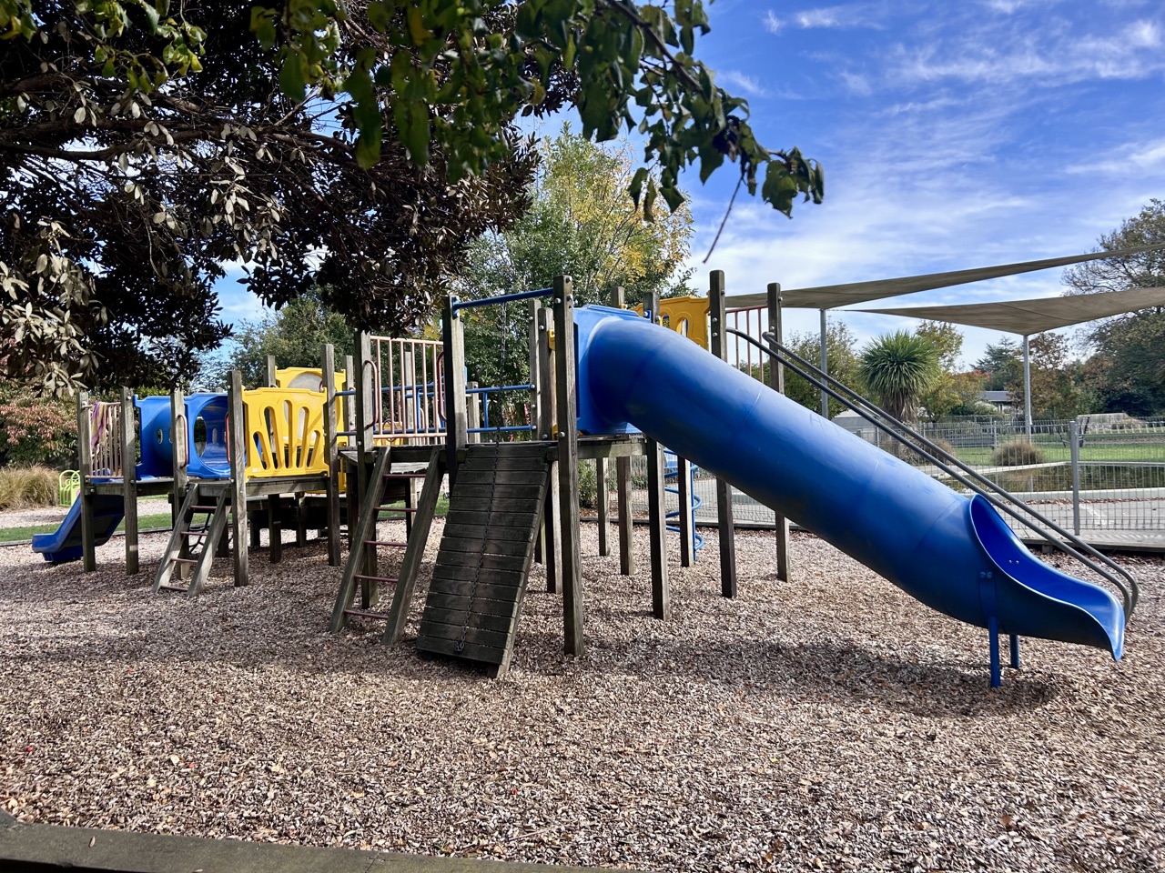 Edgar Macintosh Park — main view