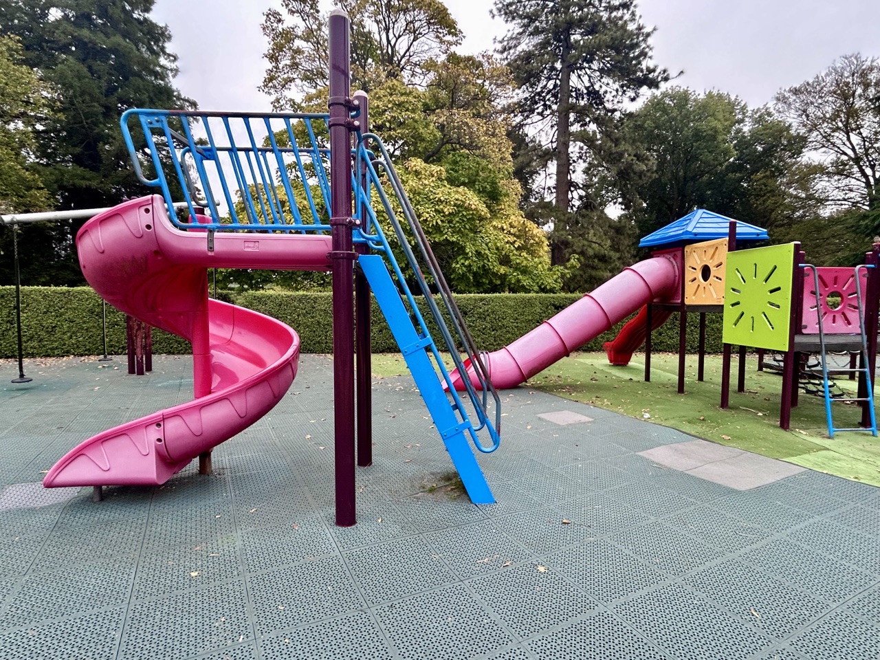 Botanic Gardens Playground — main view